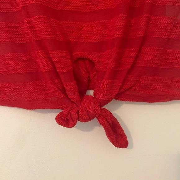 New INC brilliant red short sleeved top medium - Picture 3 of 6